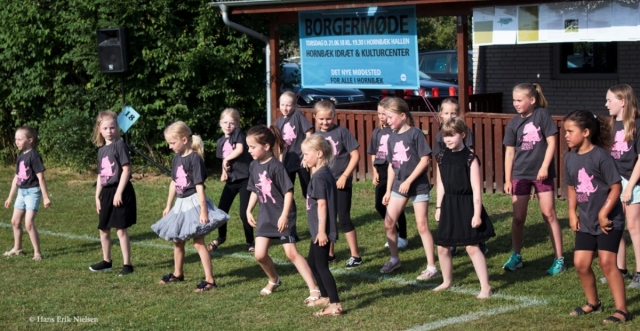 Glade borgere i alle aldre til Hornbæk byfest 2018